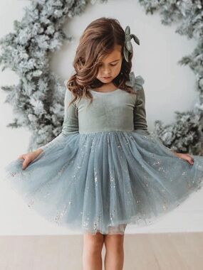 Elestory VELOUR BALLERINA DRESS - SAGE